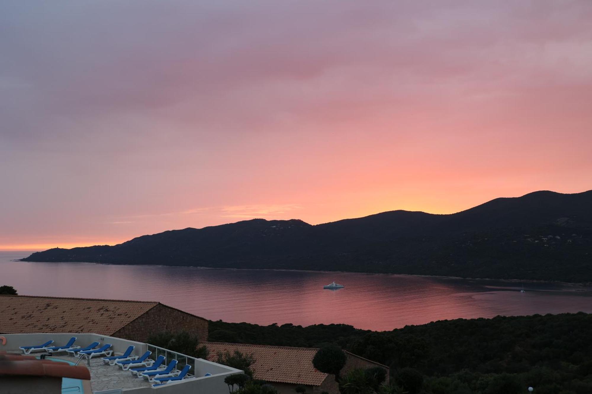 Chez Adrien 108-Appartement Magnifique Vue Mer Piscine Chauffee แซร์รา-ดิ-แฟร์โร ภายนอก รูปภาพ